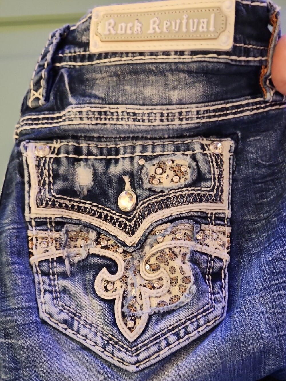 Rock Revival Women's Distressed Blue Wash Skinny Jeans with Embroidered Pocket - Picture 2 of 3